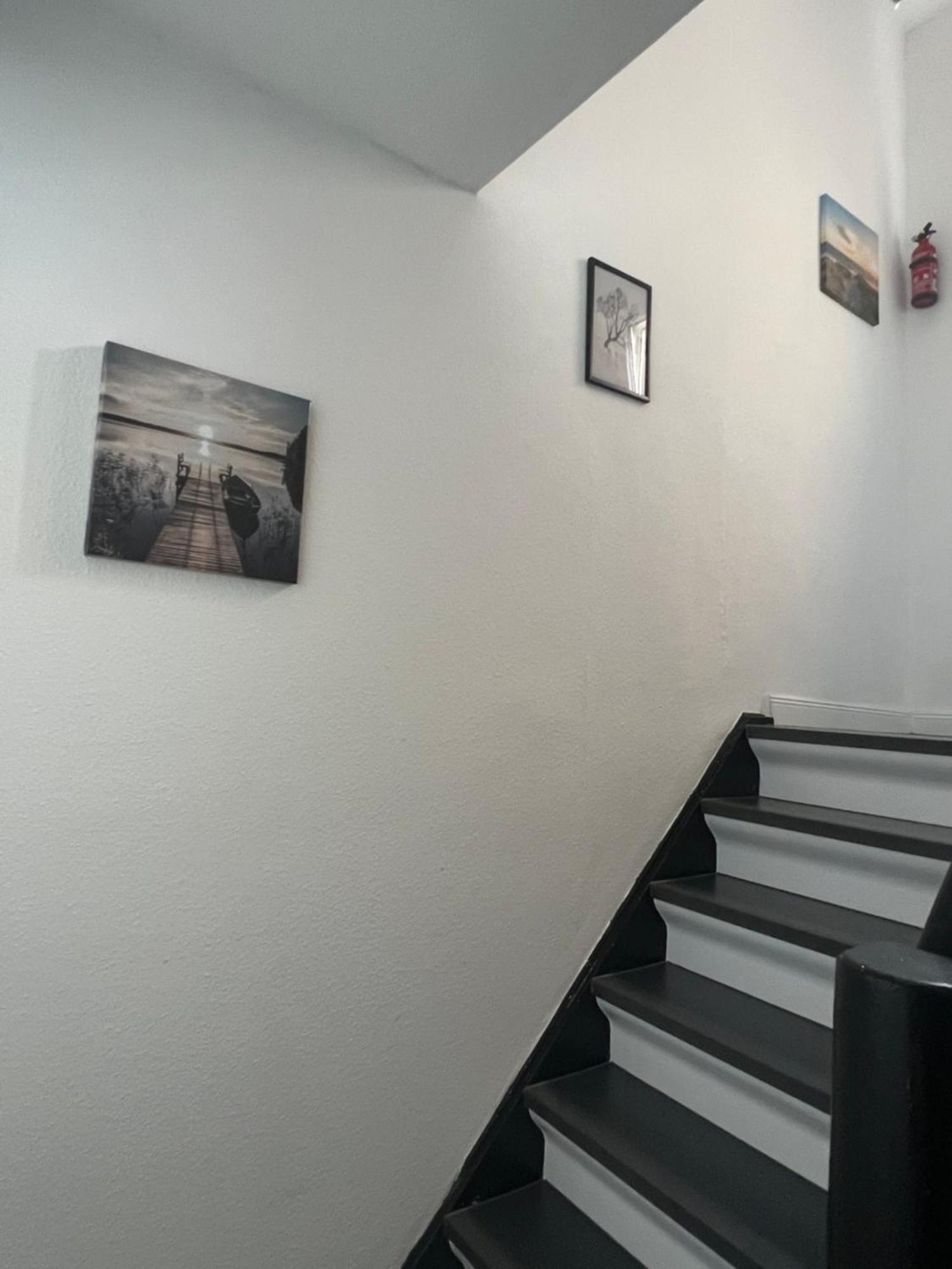 Kusch'Lige Kleine Wohnung Coblenza Exterior foto